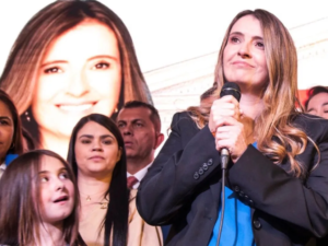 «Unimos podemos ser más» la canción de Paloma Valencia que buscar tocar el corazón de Sucre